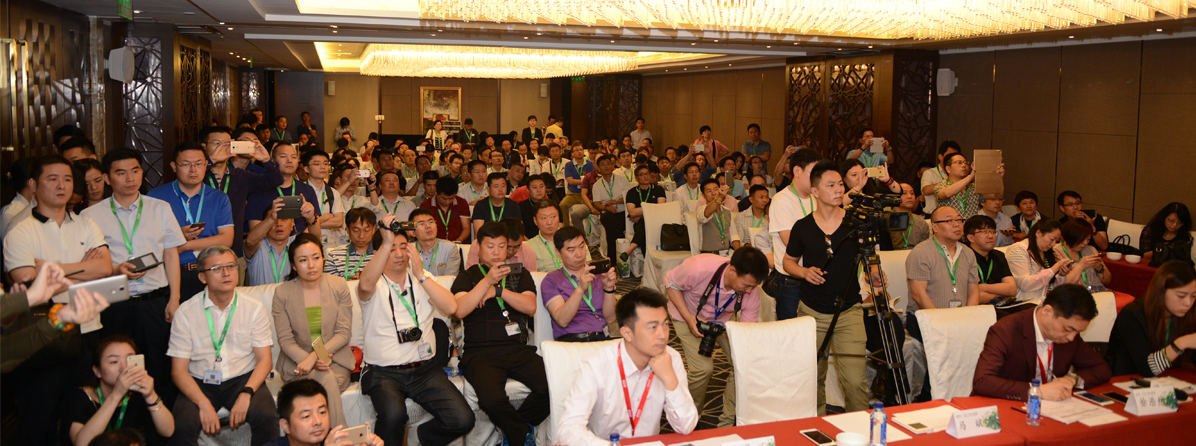 正和生态圈里，除了能得到高瞻远瞩的商业战略，更有运筹帷幄的市场战术。从学霸PK赛，企业家辩论赛到转型创新案例路演，从理念到实战，平行分论坛抽丝剥茧为你奉上干货。