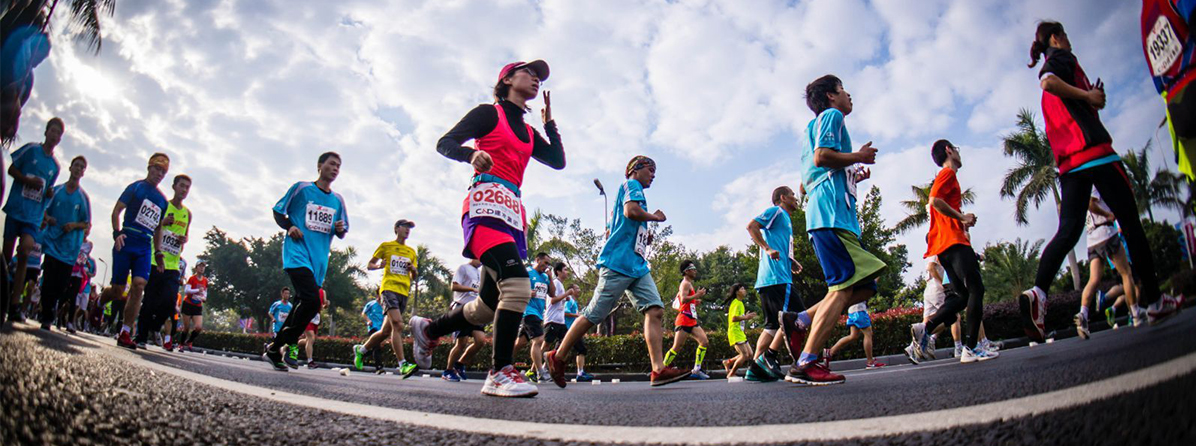 正和岛企业家崇尚积极健康的生活方式，许多岛亲是马拉松的忠实爱好者。2016年1月2日，正和岛跑团上百位成员将站在“厦门国际马拉松”起跑线上，挑战自我！